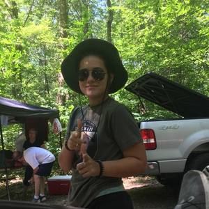 Meet your Posher, Avery